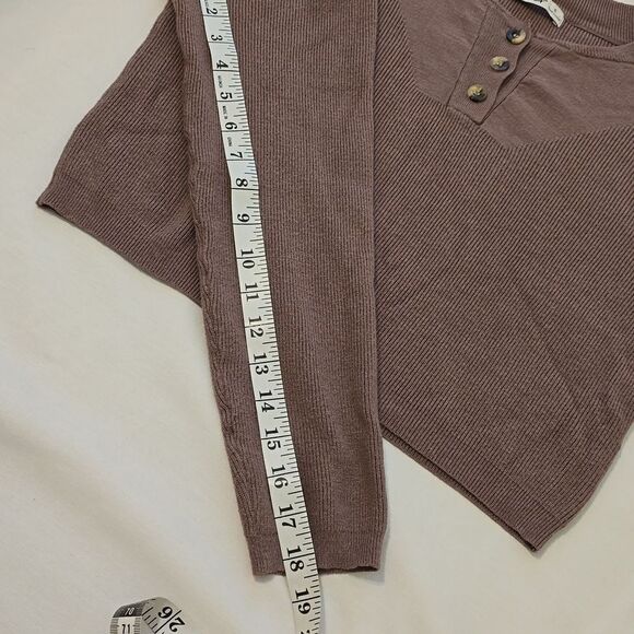 Aster cropped sweater size small - Picture 6 of 7